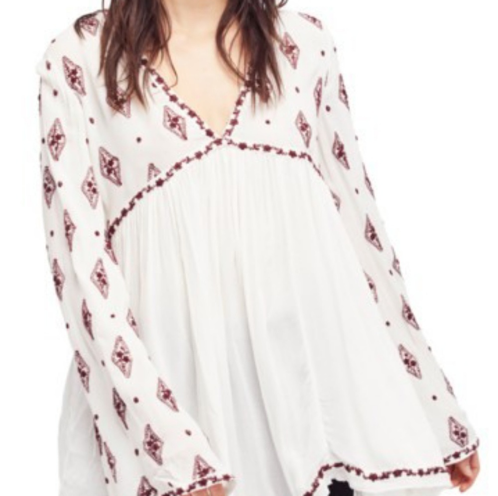 FREE PEOPLE Embroidered Bell Sleeve Top (M)
